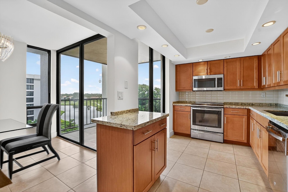 7754 Lakeside Blvd unit 462, Boca Raton, FL 33434 - photo 1