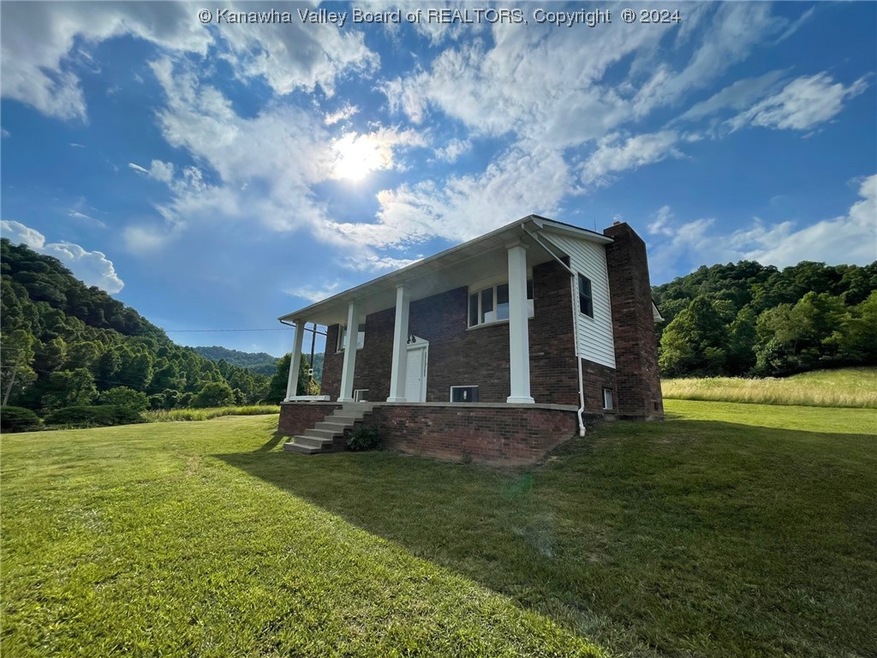 1802 Clinic Dr, Ivydale, WV 25113 | MLS# 270785 | Homes.com
