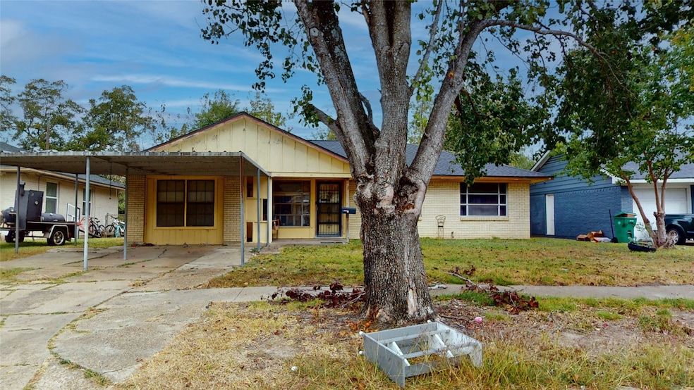 3017 Cedarcrest Dr, Pasadena, TX 77503 - photo 1