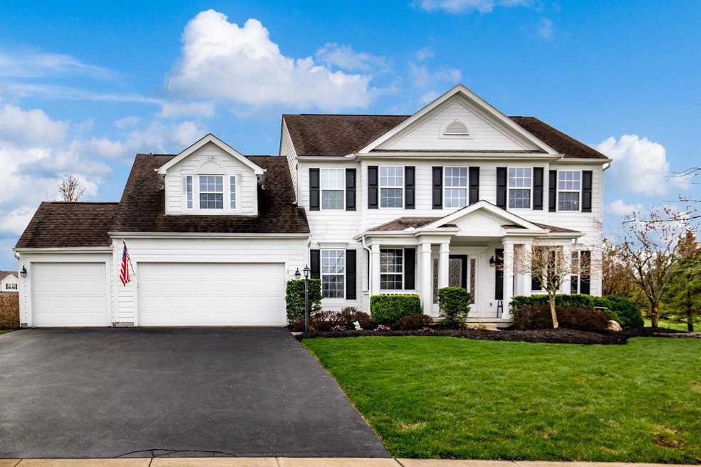6370 Falling Meadows 003