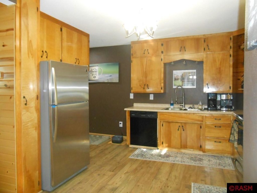 904 N Valley St, New Ulm, MN 56073 - photo 1