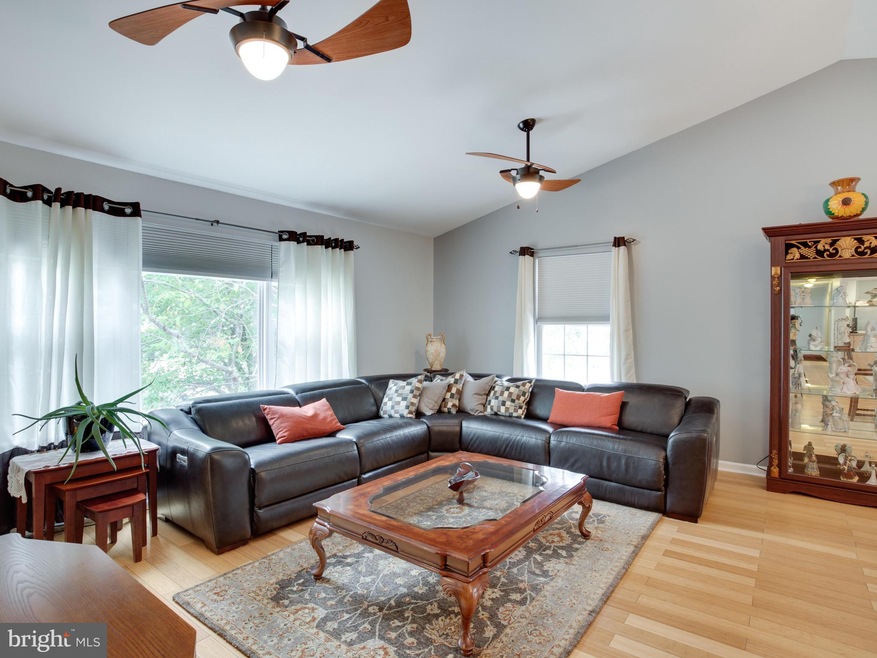 8812 Francesca Dr, Clinton, MD 20735 - photo 1