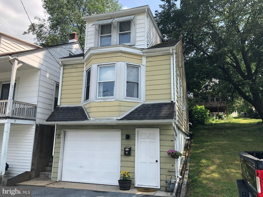 2 Fern St, Mohnton, PA 19540 - photo 1