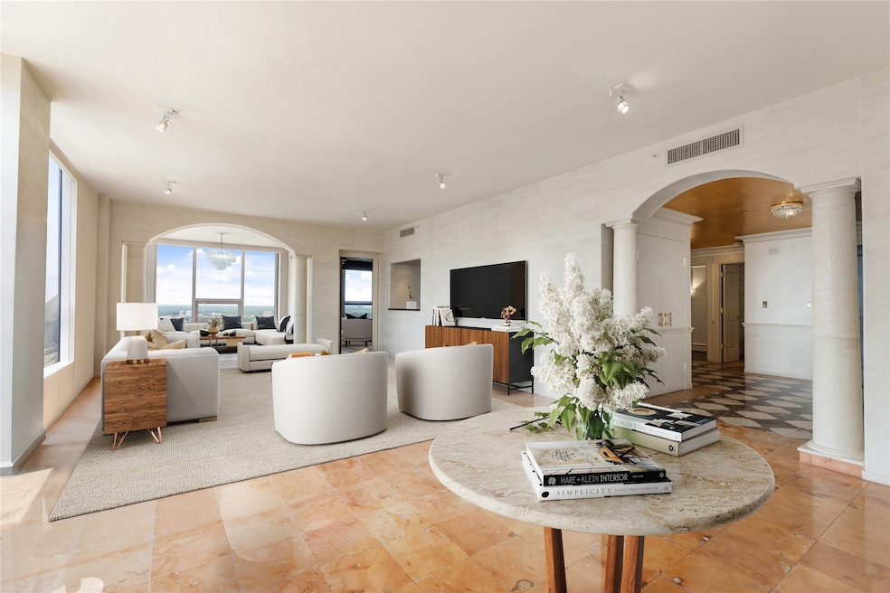 Four Leaf Towers (West Tower) unit 364W, Houston, TX 77056 - photo 1