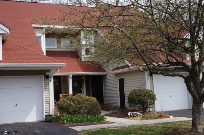 4 Davenports Mill Ct unit 152, Oak Ridge, NJ 07438 - photo 1