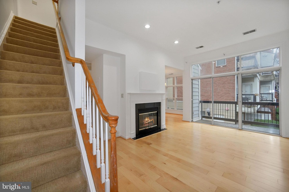2405 20th St NW unit 1103, Washington, DC 20009 - photo 1