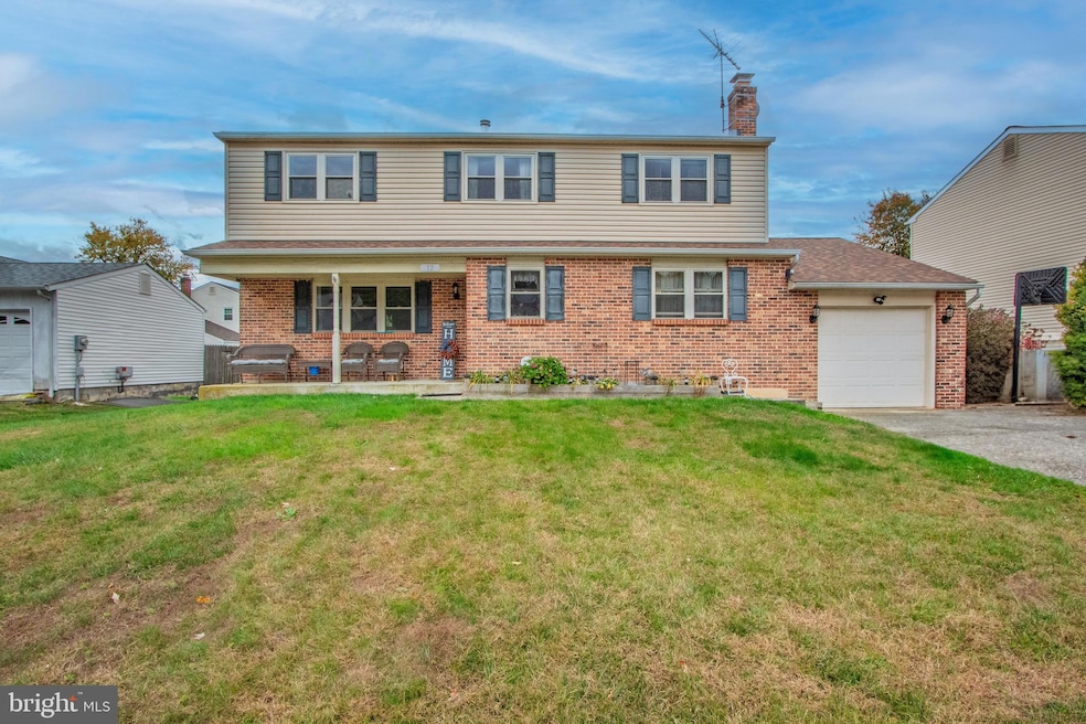 12 Martin Dr, Newark, DE 19713 - photo 1