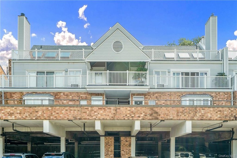 The Tower Club unit E21, Tuckahoe, NY 10707 - photo 1