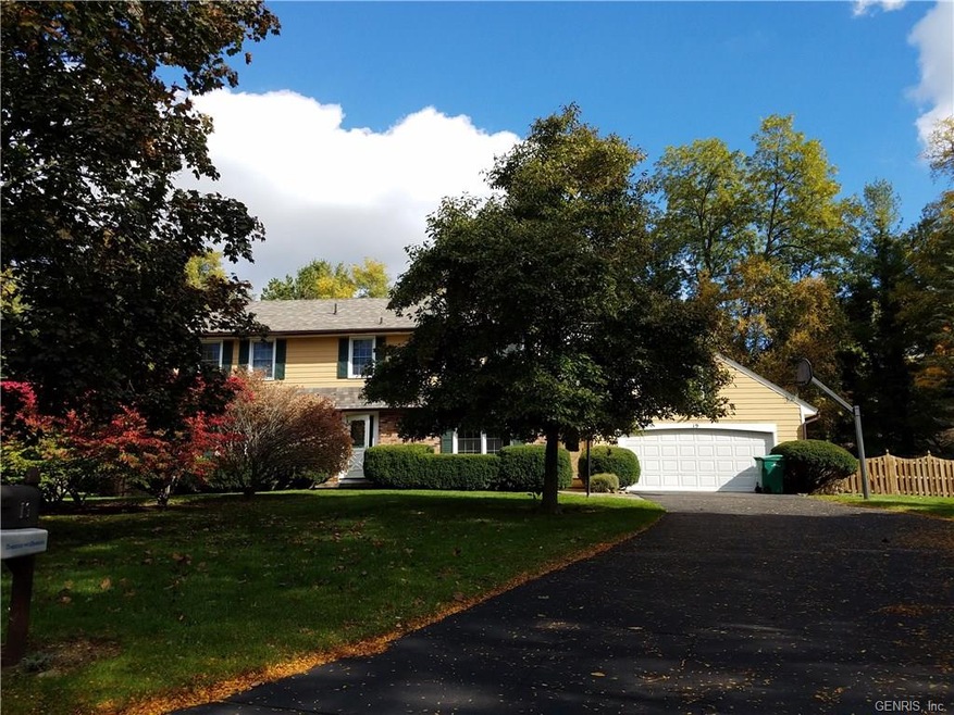 WELCOME TO 19 BELVUE COURT IN THE TOWN OF PENFIELD