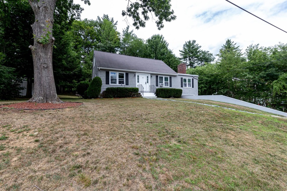 16 Yvonne St, Rochester, NH 03867 - photo 1