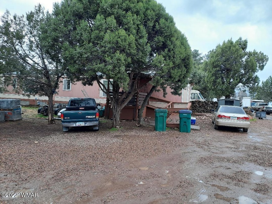 941 E Reidhead, Show Low, AZ 85901 - photo 1