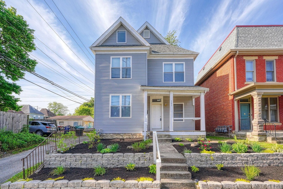 141 E 8th Ave (63)