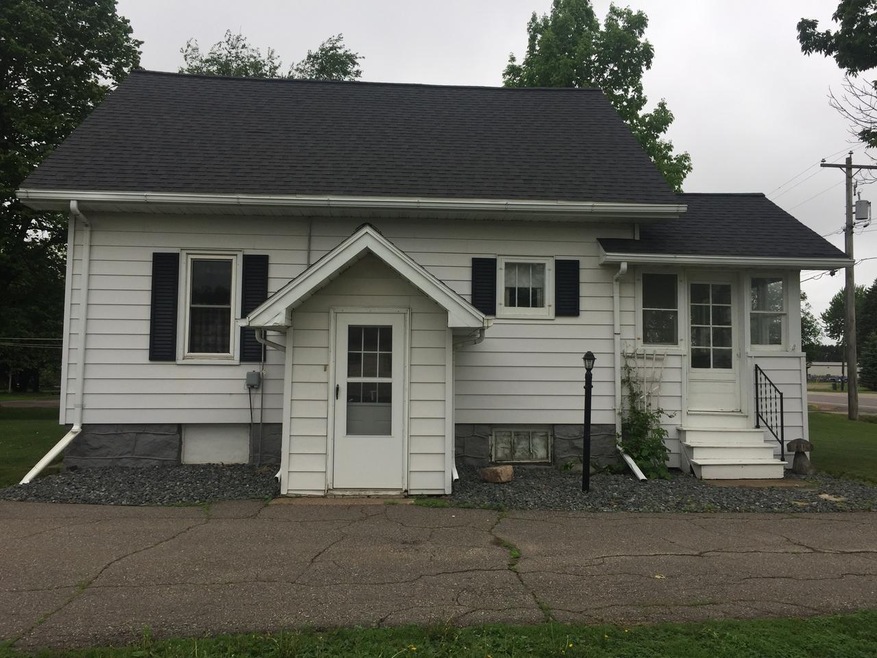 1104 S Superior St, Antigo, WI 54409 - photo 1