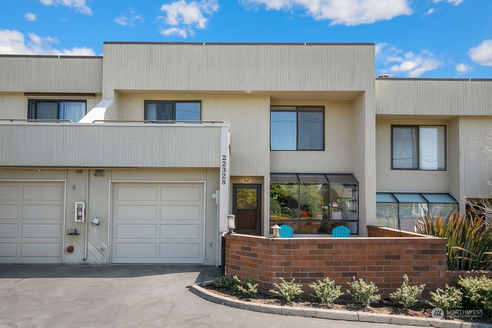 22328 6th Ave S unit 14, Des Moines, WA 98198 - photo 1