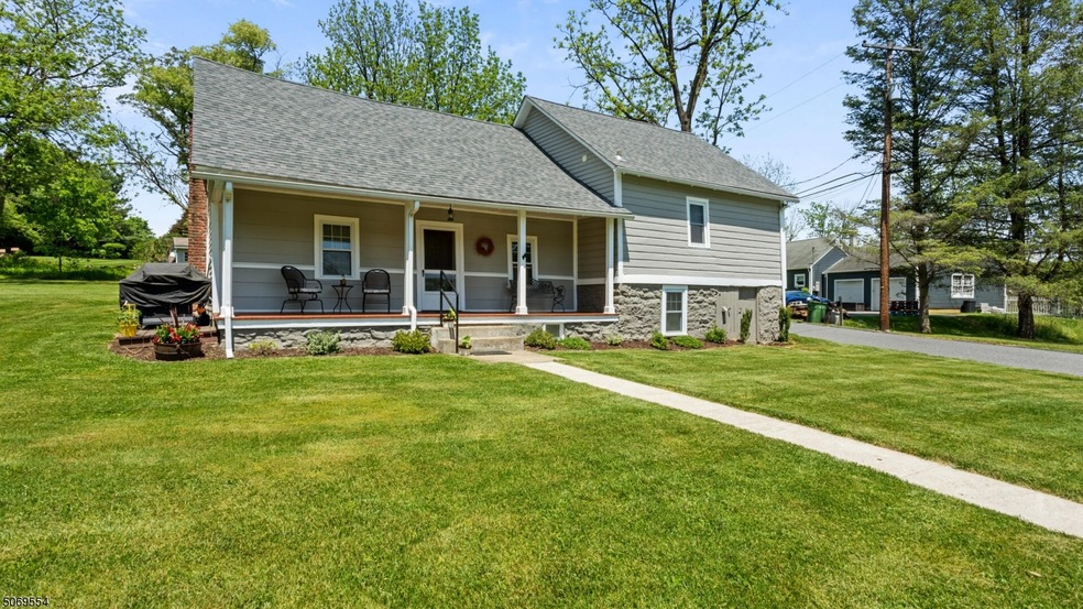 10 Buttermilk Bridge Rd, Washington, NJ 07882 - photo 1