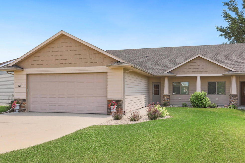 For Sale $372,000