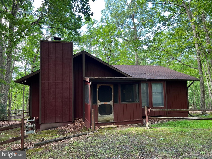 396 Moss Ln, Great Cacapon, WV 25422 - photo 1