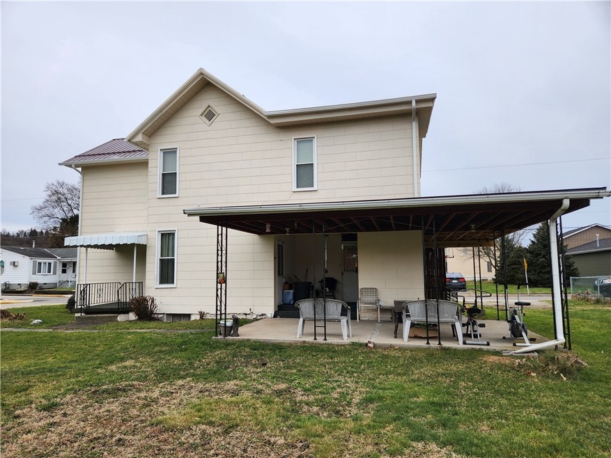 411 Underwood Ave, Roscoe, PA 15477 MLS 1637723
