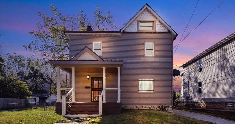 1-web-or-mls-1083-forest-st