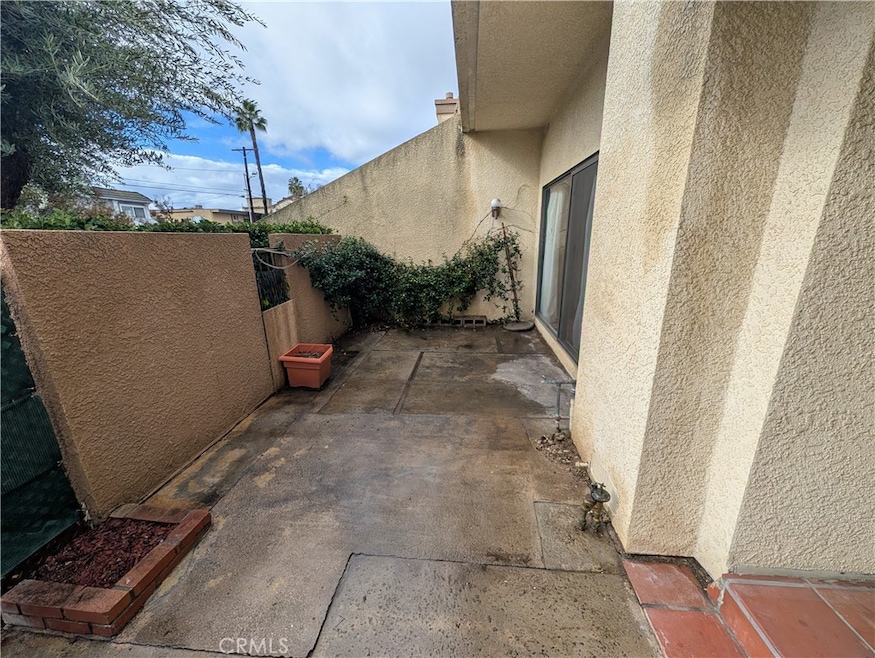 18403 Collins St, Tarzana, CA 91356 - photo 1