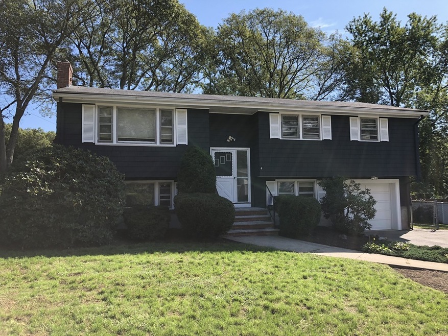 4 Eagle Rock Rd, Randolph, MA 02368 - photo 1