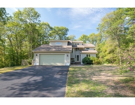 353 Birchbark Dr, Hanson, MA 02341 - photo 1