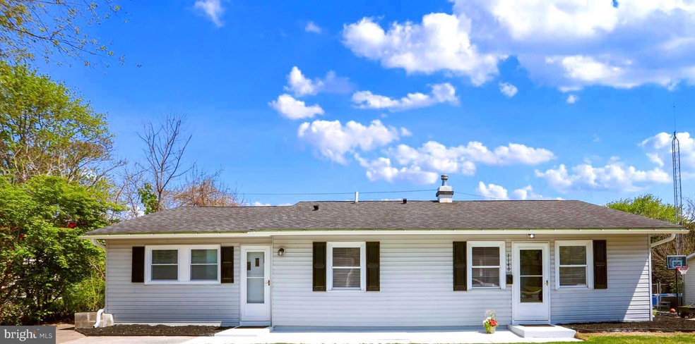 1146 Outer Dr, Hagerstown, MD 21742 - photo 1