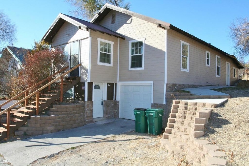 927 Addison St, Klamath Falls, OR 97601 - photo 1