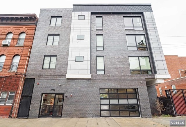 2716 Palisade Ave unit 101, Weehawken, NJ 07086 - photo 1