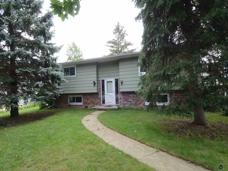 1958 Wendt Rd, Fitchburg, WI 53575 - photo 1