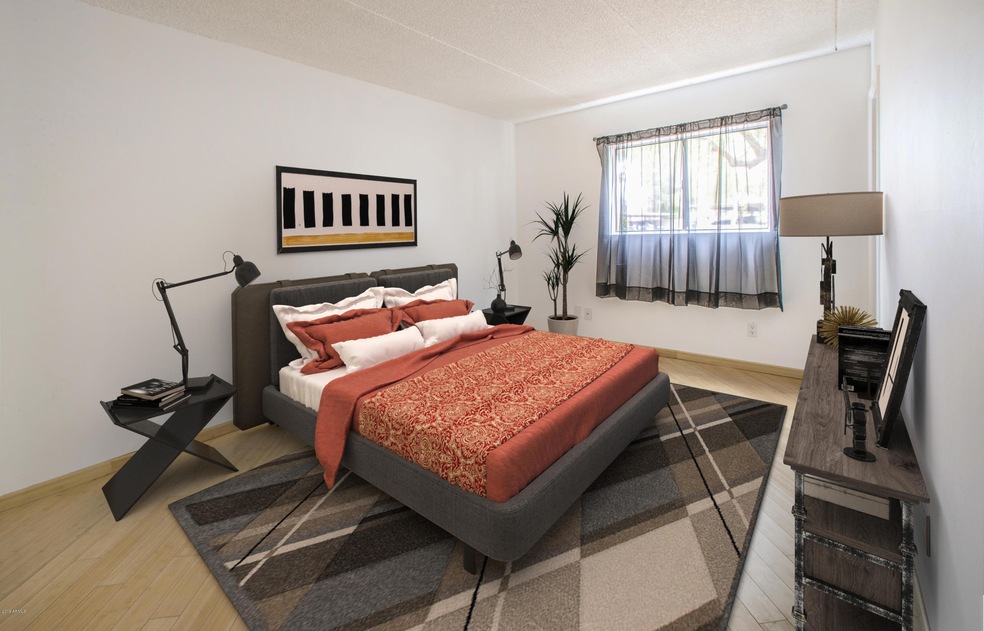 3030 E. Clarendon Avenue #6