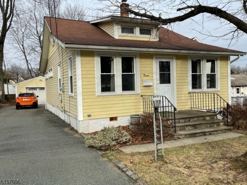 20 Elm St, Butler, NJ 07405 - photo 1