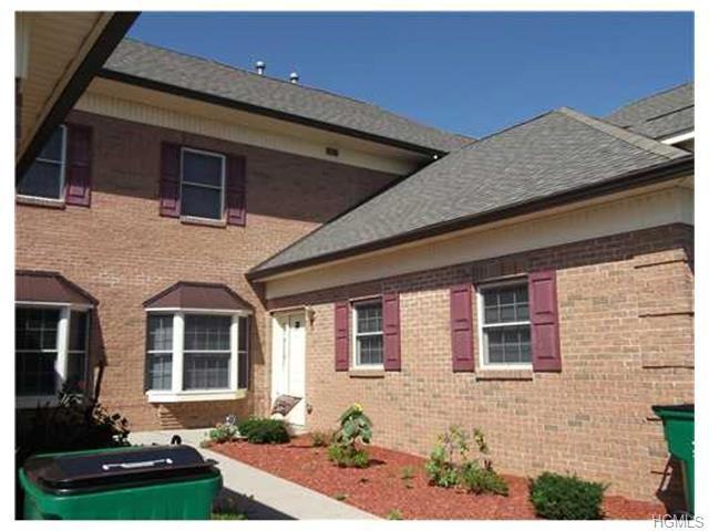 129 High Point Cir, Newburgh, NY 12550 - photo 1