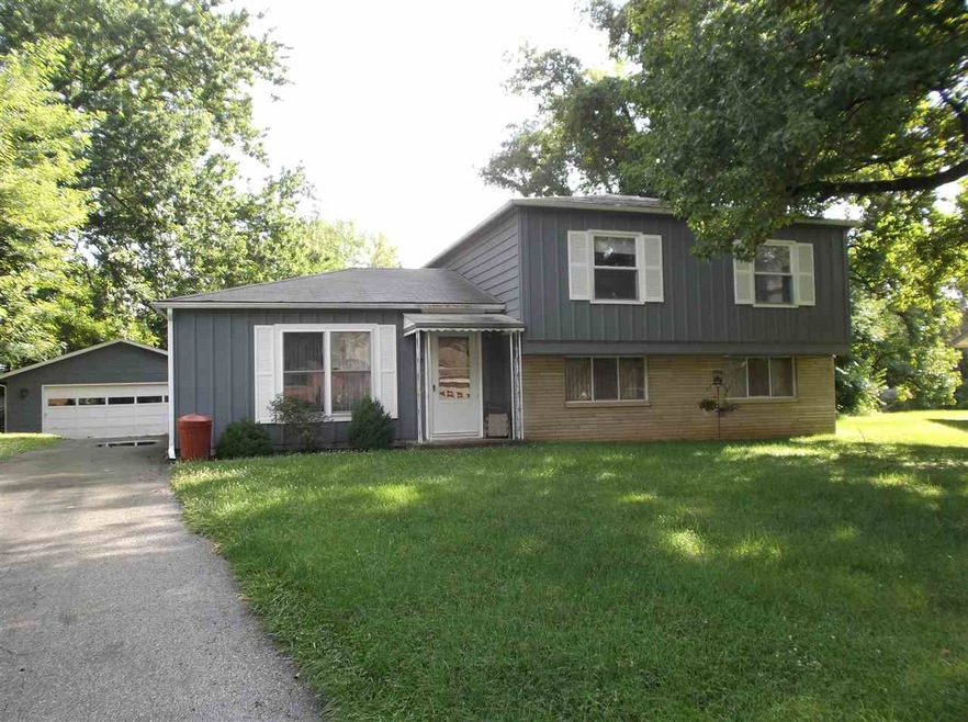 3602 W Parkview Dr, Bloomington, IN 47404 - photo 1