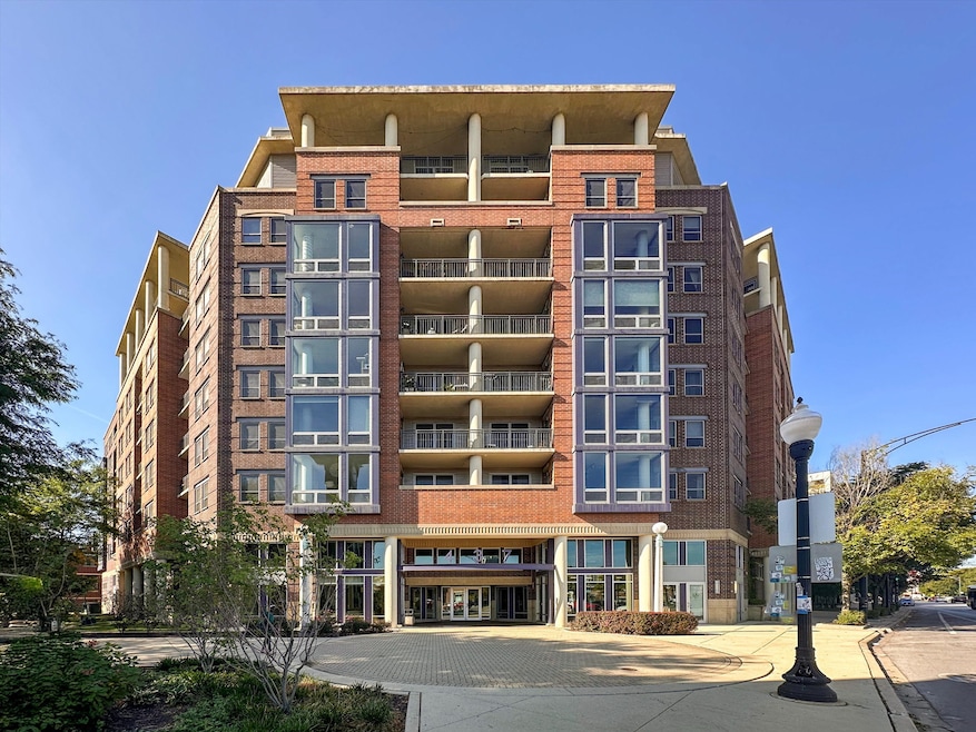 Parkside of Old Town unit 901, Chicago, IL 60610 - photo 1