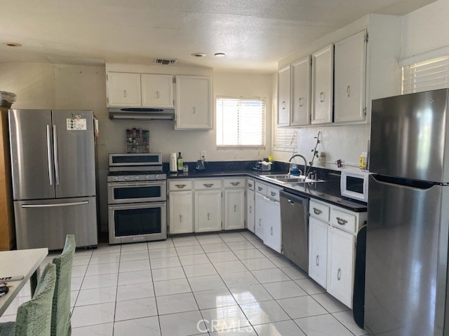 6938 Comanche Ave, Winnetka, CA 91306 - photo 1