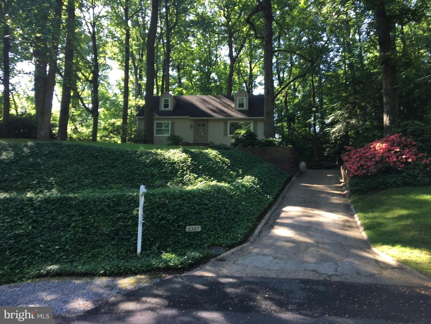 6367 Burton Cir, Falls Church, VA 22041 - photo 1