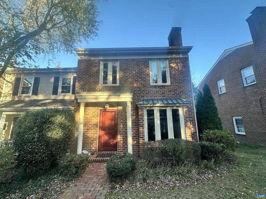 933 Huntwood Ln, Charlottesville, VA 22901 - photo 1