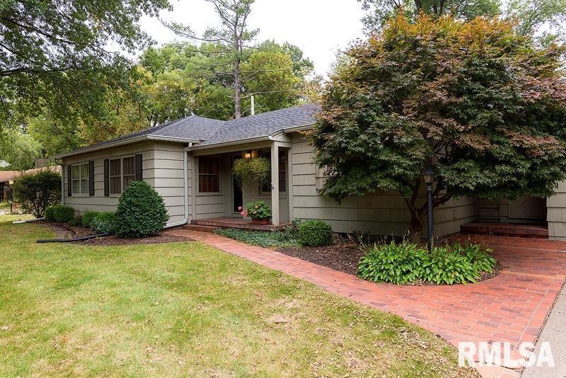 2234 Fairhaven Rd, Davenport, IA 52803 - photo 1