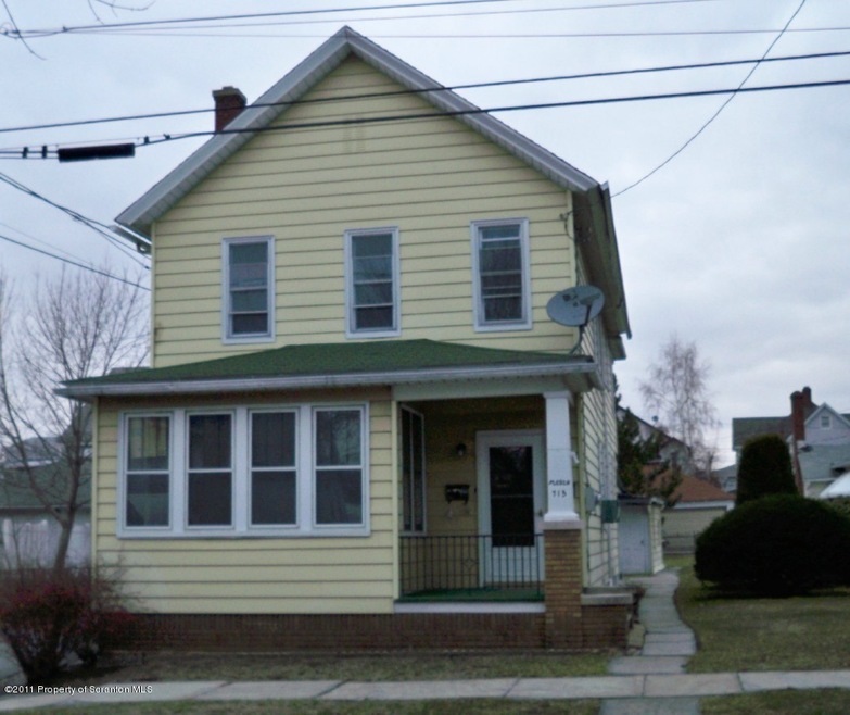 715 Hickory St, Scranton, PA 18505 - photo 1