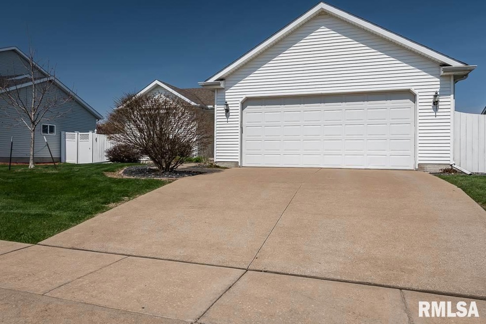 1636 W 65th St, Davenport, IA 52806 - photo 1