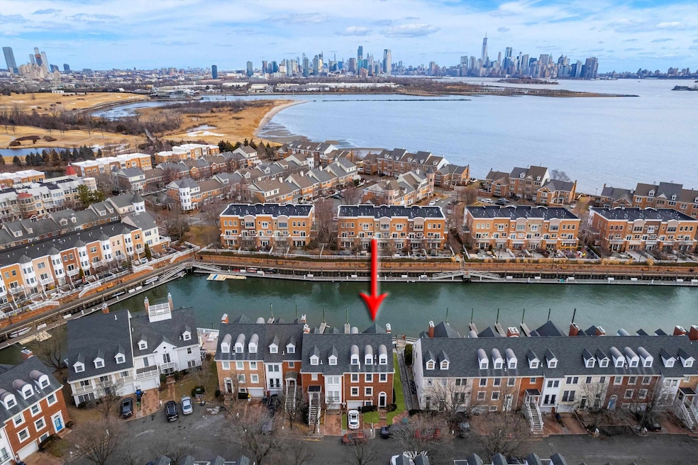 10 Half Moon Isle unit 10B, Jersey City, NJ 07305 - photo 1