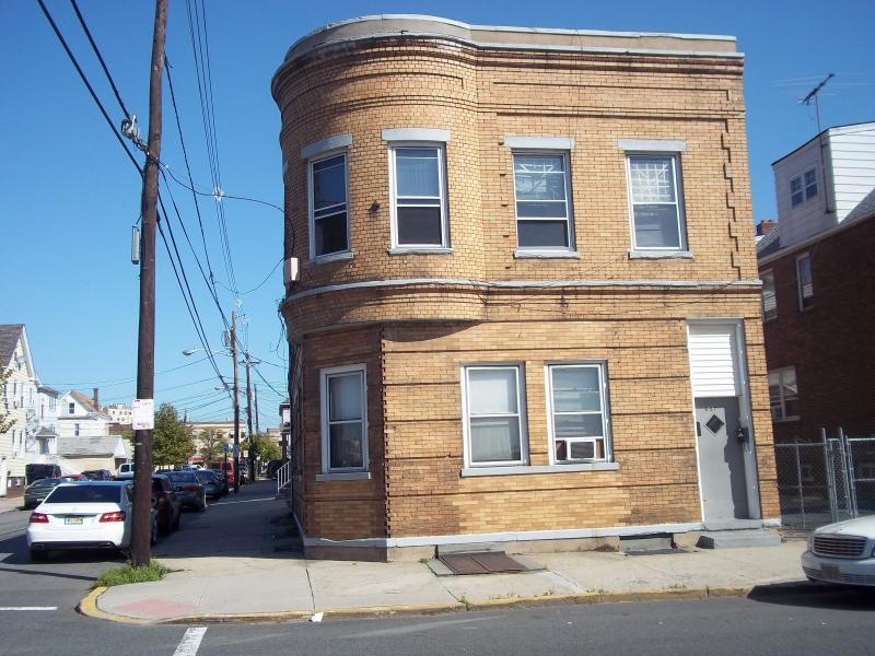 655-657 2nd Ave, Elizabeth, NJ 07202 - photo 1