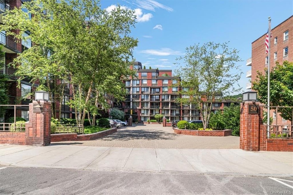 The Classic unit LLG, Hartsdale, NY 10530 - photo 1