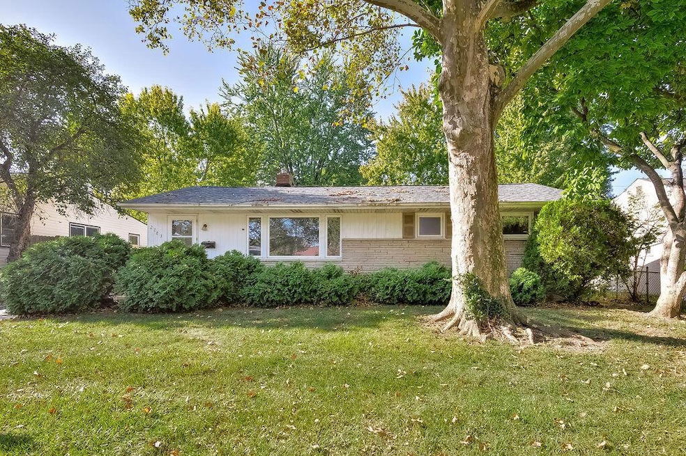 2783 Woodstock