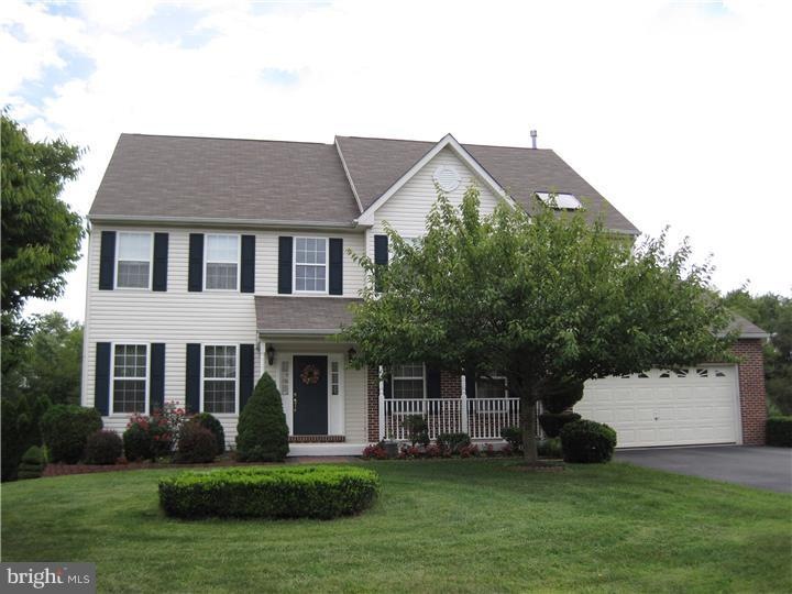 638 Hoffman Blvd, Spring City, PA 19475 - photo 1