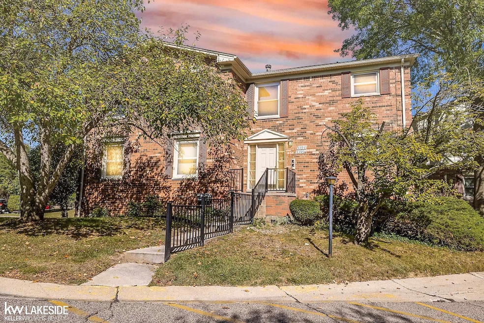 6322 Pepper Hill St unit 62, West Bloomfield, MI 48322 - photo 1