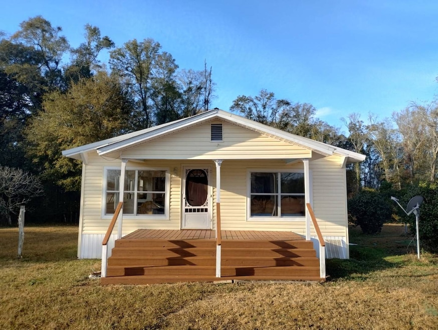 2300 Overpass Rd, Campbellton, FL 32426 - photo 1