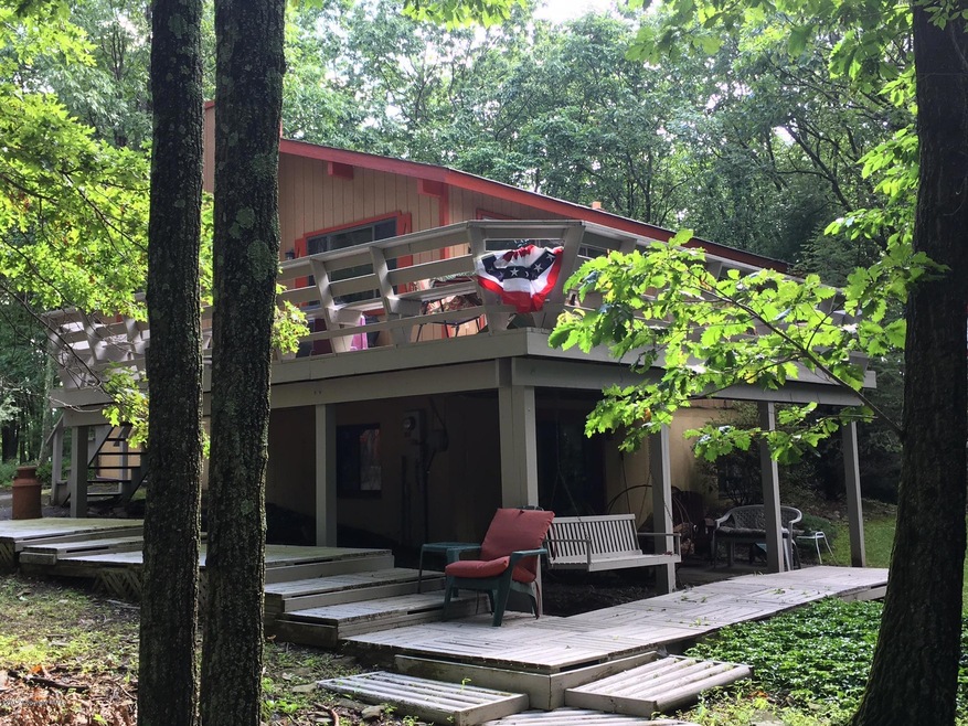 322 Deer Trail Dr, Saylorsburg, PA 18353 - photo 1