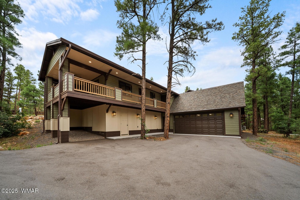 Custom Home and NO HOA